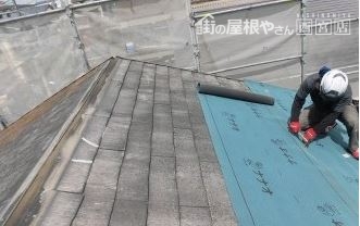 屋根工事作業