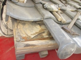 屋根交換中 吹田市