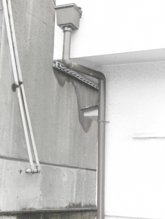トユ部品 角集水器取替後