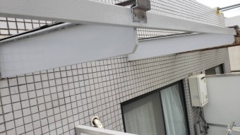 西宮市サビついた鉄部に塗装をしました