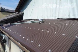 下屋根施工後1