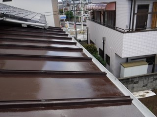 下屋根塗装2