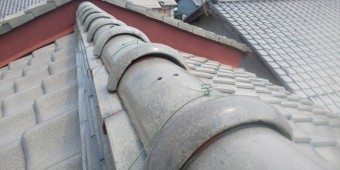 瓦屋根