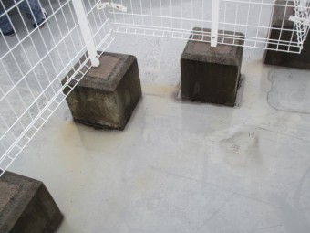 尼崎市店舗ビル屋上の陸屋根防水状態