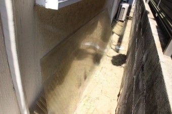 テラス屋根材落下現場2