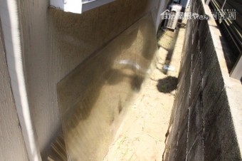 テラス屋根材落下現場2