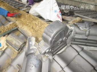 棟瓦の葺き替え