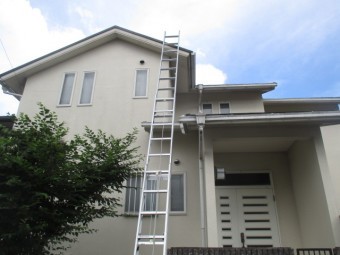 三田市築27年木造二階建て住宅カラーベスト屋根の点検