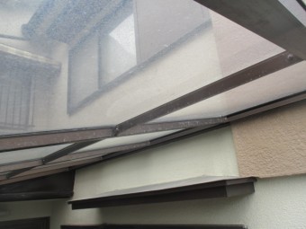 西宮市築30年戸建て住宅車庫用カーポート屋根