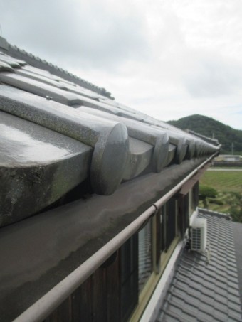 三田市木造二階建て住宅大屋根軒樋