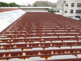 倉庫雨漏り2