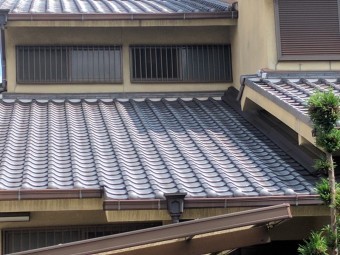 漆喰の保護完成