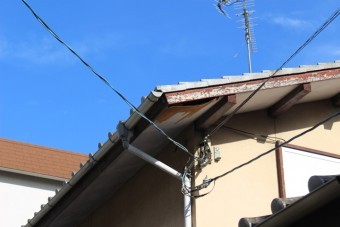伊丹市軒天修理1