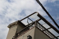 ベランダ屋根ポリカ板交換1