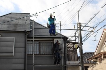屋根修理足場設置5