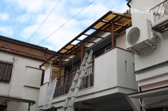 木製テラス波板修理1