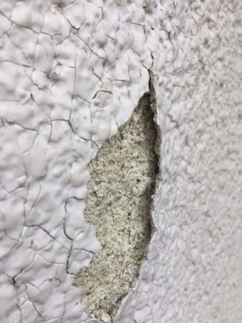 壁塗装剥がれ