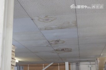 工場雨漏り1
