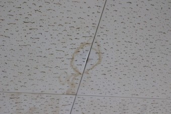 工場雨漏り2