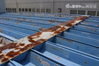 工場雨漏り4