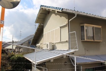 下屋根修理1