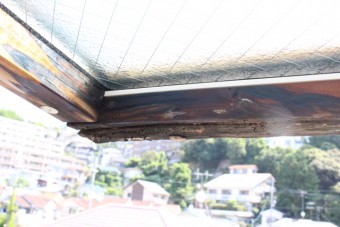 天窓雨漏り施工前1