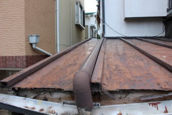 屋根軒天修理下見4