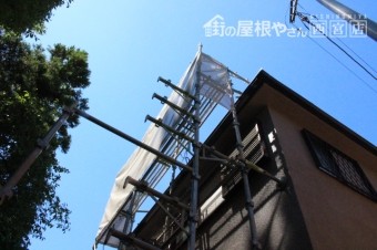天窓交換工事足場設置1