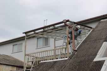 尼崎市ポリカ波板修理5