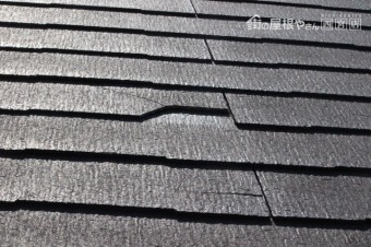 カラーベストのひび割れ1