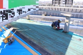 西宮市屋根カバー工事12