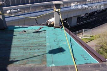西宮市屋根カバー工事15