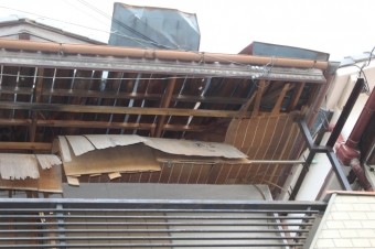 西宮市軒天修理現場調査4