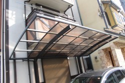 ポリカ屋根復旧1