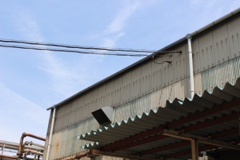 尼崎市工場雨樋修理11