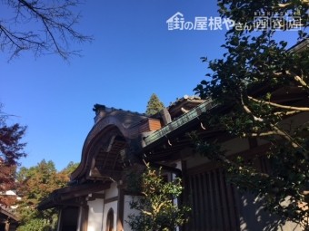 銅板の屋根 大原三千院
