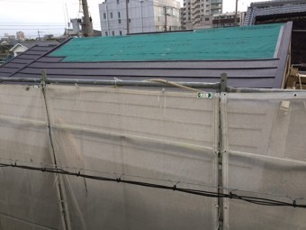 瓦から金属屋根へ