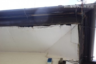 雨漏り軒天修理現場調査1