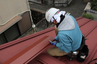 棟板金修理中5