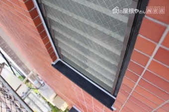 サッシ廻りコーキング7