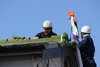 宝塚市瓦修理1