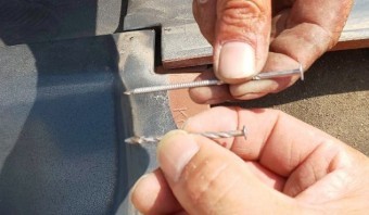 西宮市瓦屋根工事に使う釘の長さ