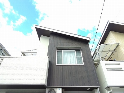 神戸市西区で去年8月の台風でお家の外装に傷や破損！火災保険(風災)のご相談。