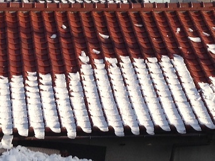 西宮市｜落雪でカーポート・テラス屋根が破損？原因と防止策・修理費用を徹底解説