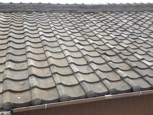 西宮市｜雪で屋根がたわむ原因と危険サイン｜補強方法と修理費用も解説