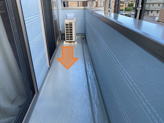 西宮市｜ベランダ床防水はなぜ劣化する？ひび割れ・膨れ・雨漏りのサインと補修・点検の目安