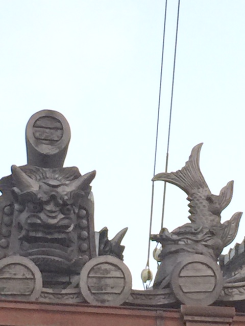 神戸市東灘区　鬼瓦てどんな瓦ですか？鬼の顔だけが鬼瓦じゃないんです。