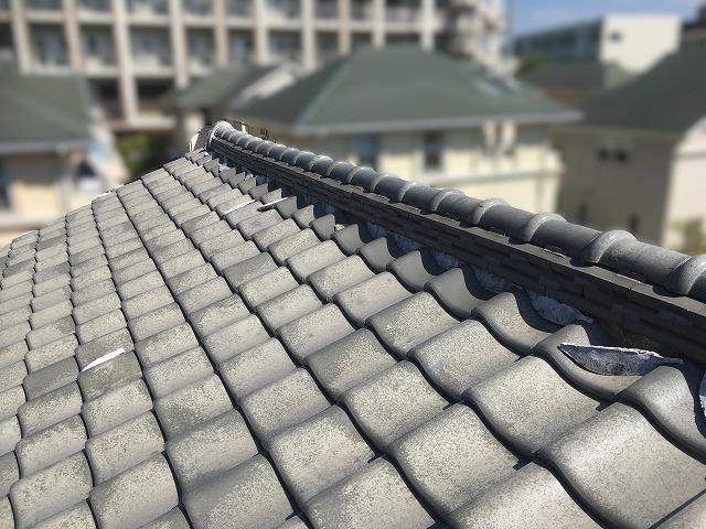 漆喰剝がれ