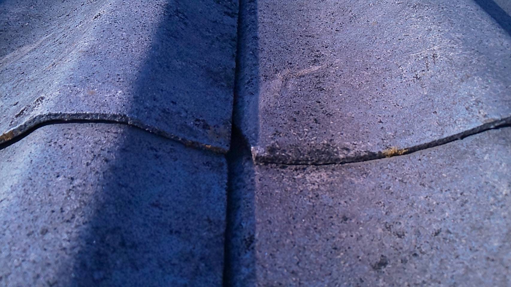 西宮市屋根材の劣化現象発生
